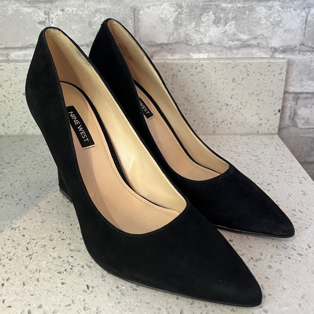 Nine West Black Suede Pointed Toe Heels